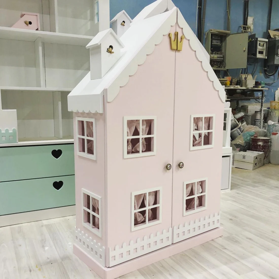 Dollhouse Closet Storage