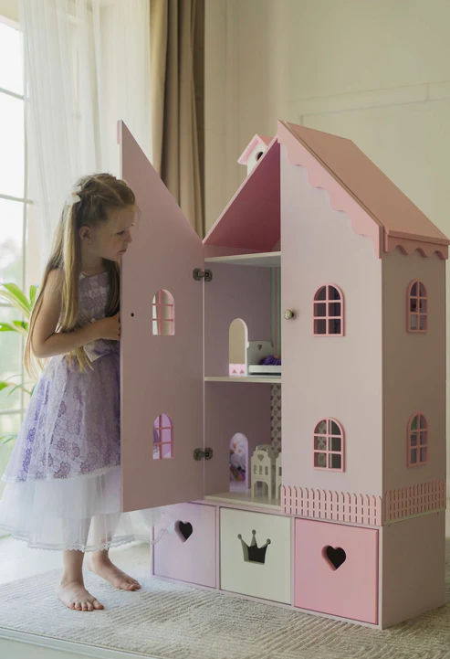 Dollhouse with Storage