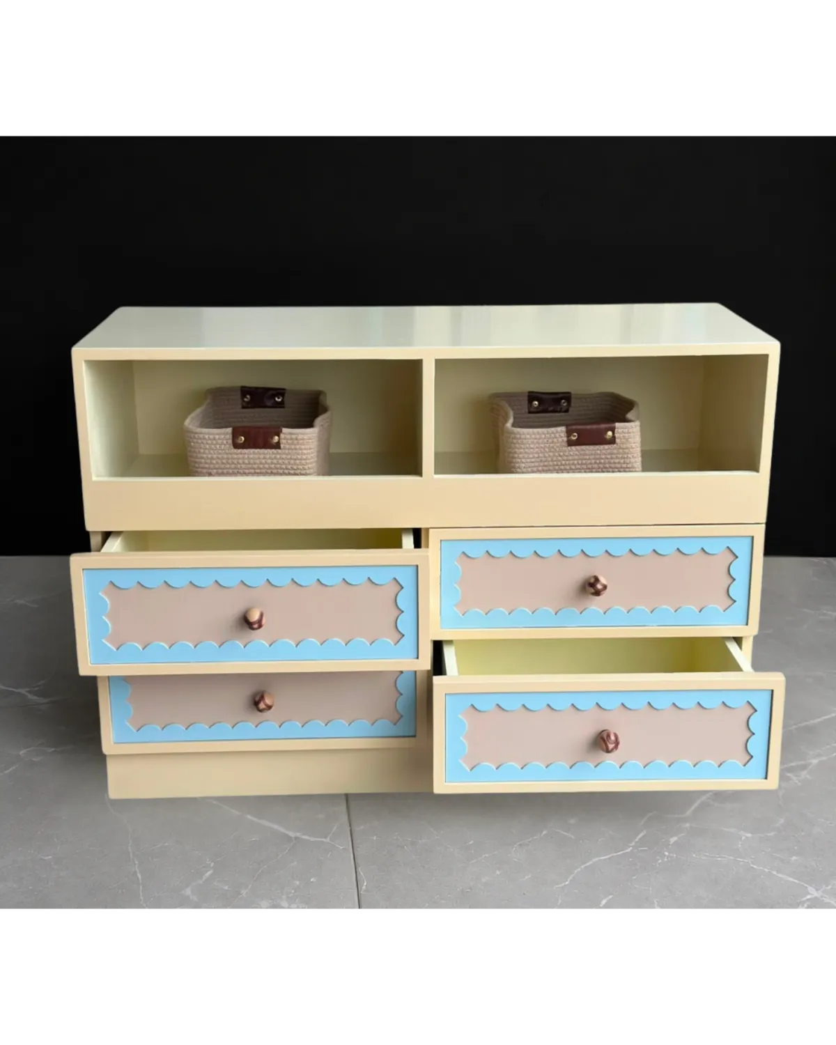 Baby Nursery Changing Station — image 2
