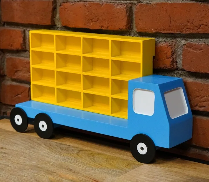 Truck Garage (16-Slot)